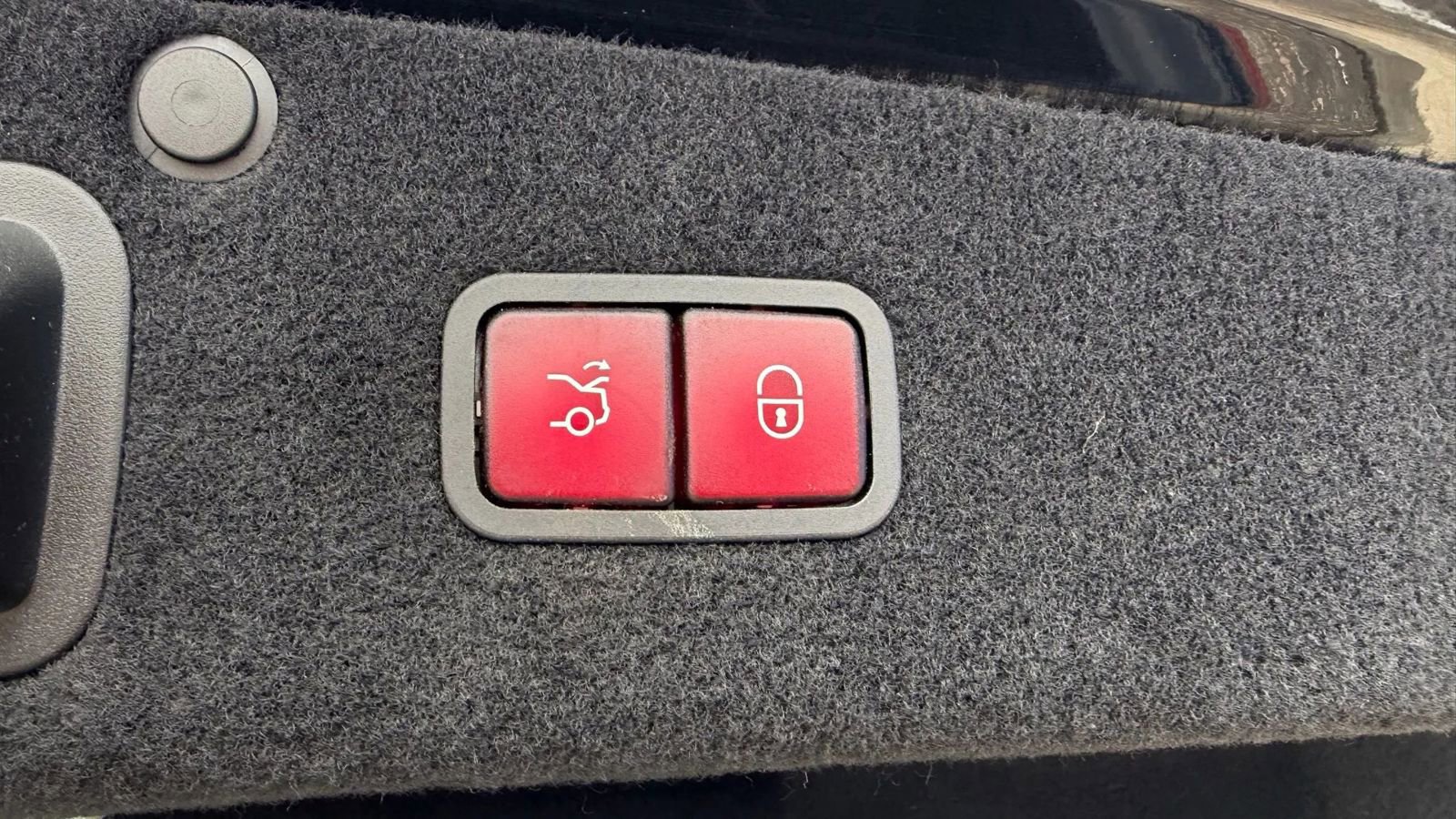 Used 2015 Mercedes-Benz S 550 4MATIC Sedan image 12