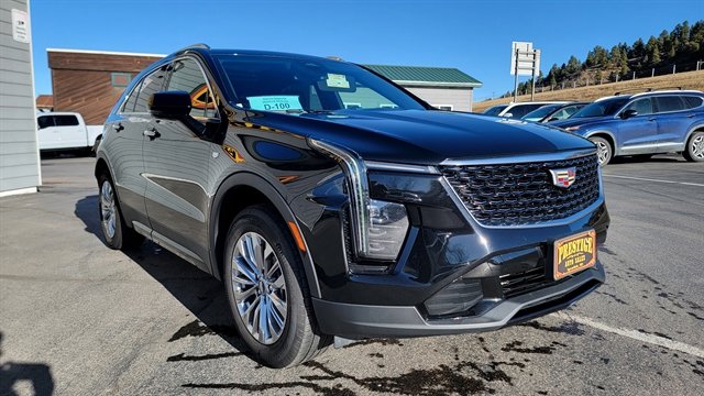 Used 2024 Cadillac XT4 Premium Luxury AWD/4WD image 4