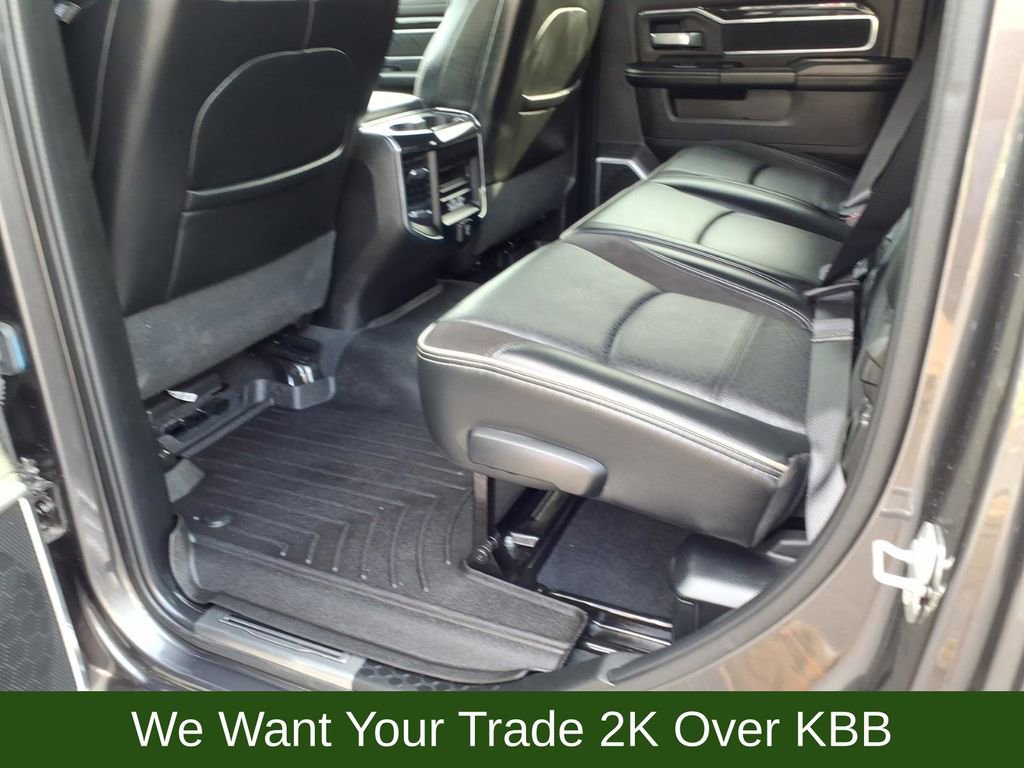 Used 2022 RAM 3500 Laramie w/ Max Tow Package AWD/4WD image 10