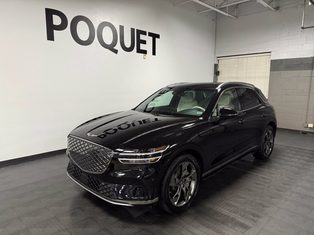 Used 2023 Genesis Electrified GV70 AWD/4WD image 2