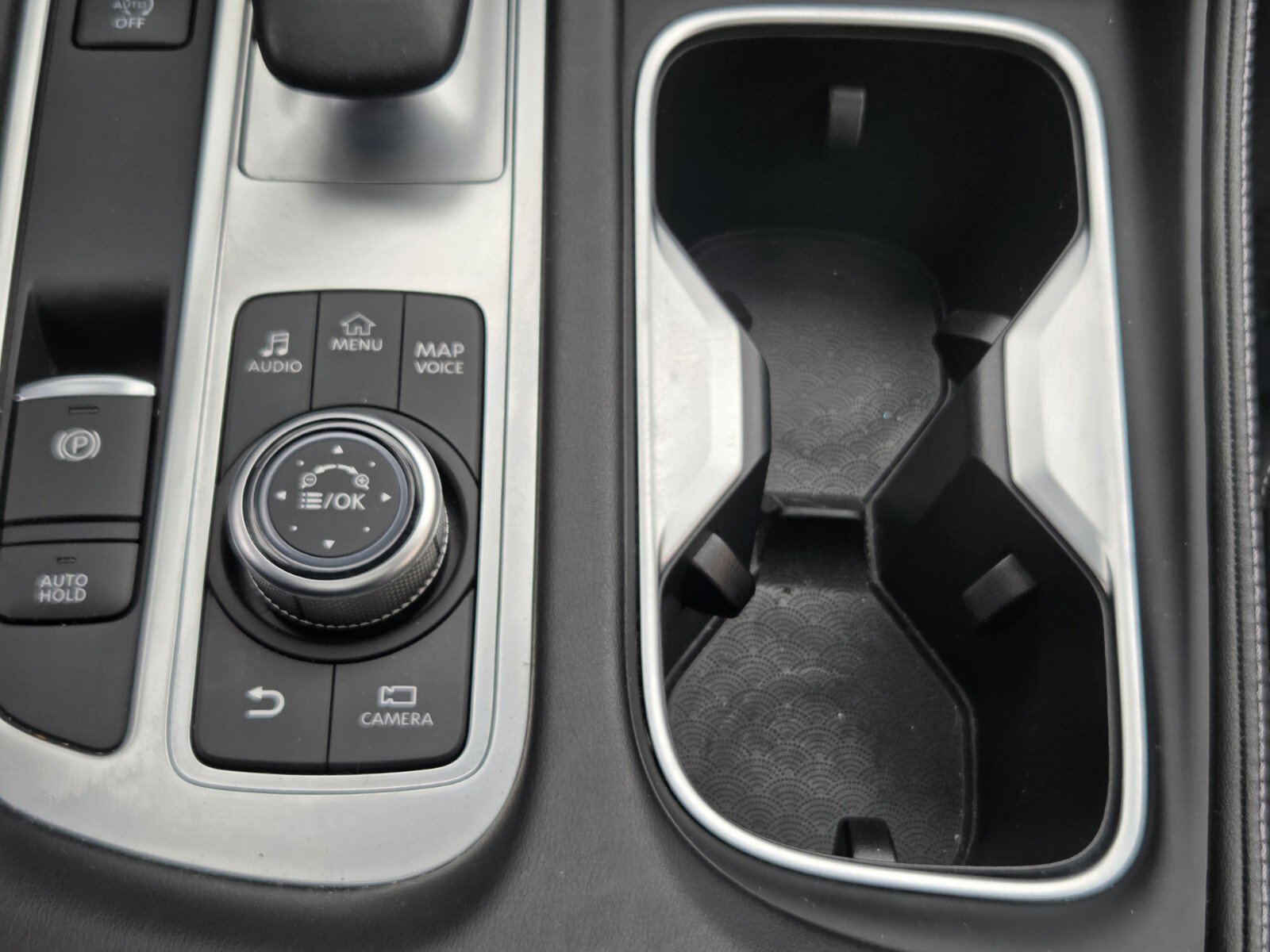 Used 2023 INFINITI QX60 Luxe w/ Cargo Package AWD/4WD image 18