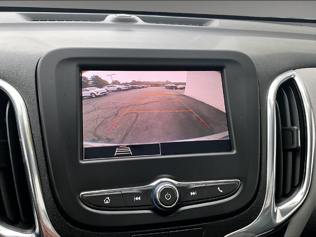 Used 2024 Chevrolet Equinox LS w/ LS Convenience Package AWD/4WD image 18
