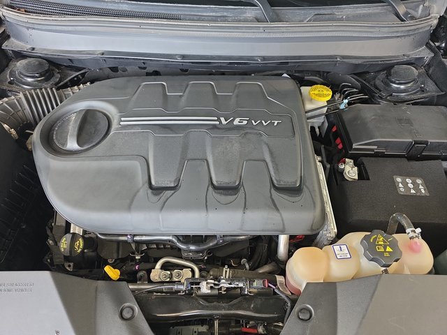 Used 2022 Jeep Cherokee Trailhawk w/ Sound & Nav Group image 29