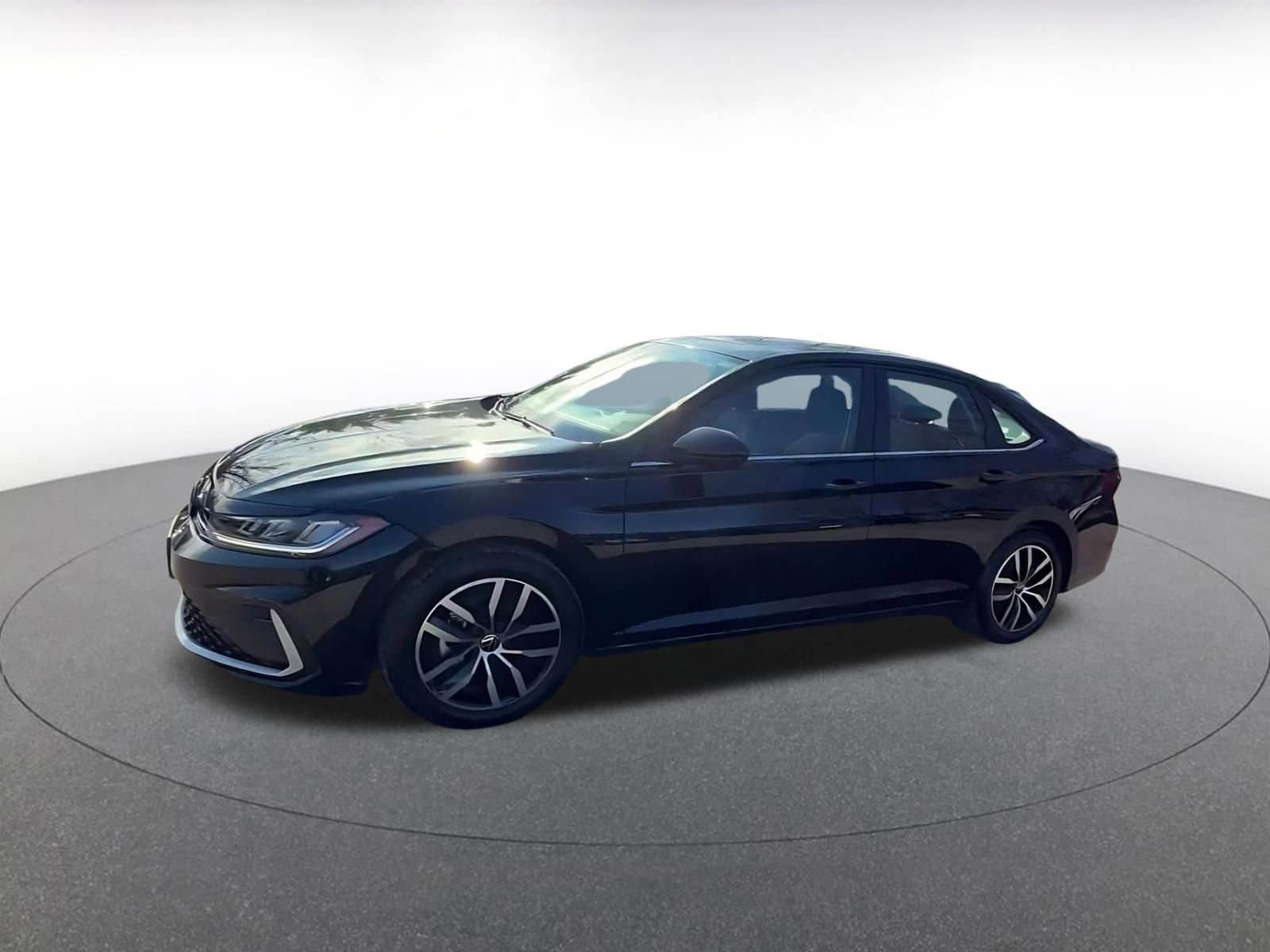 Used 2025 Volkswagen Jetta SE image 8