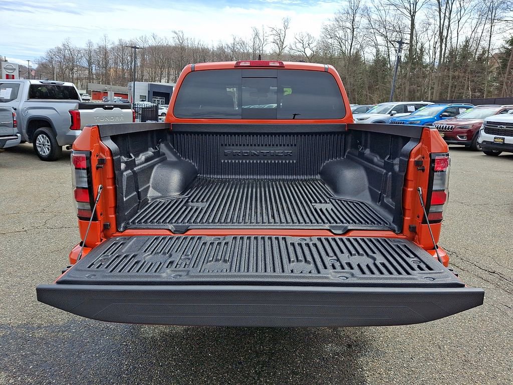 Used 2025 Nissan Frontier PRO-4X w/ Interior Protection Package image 28