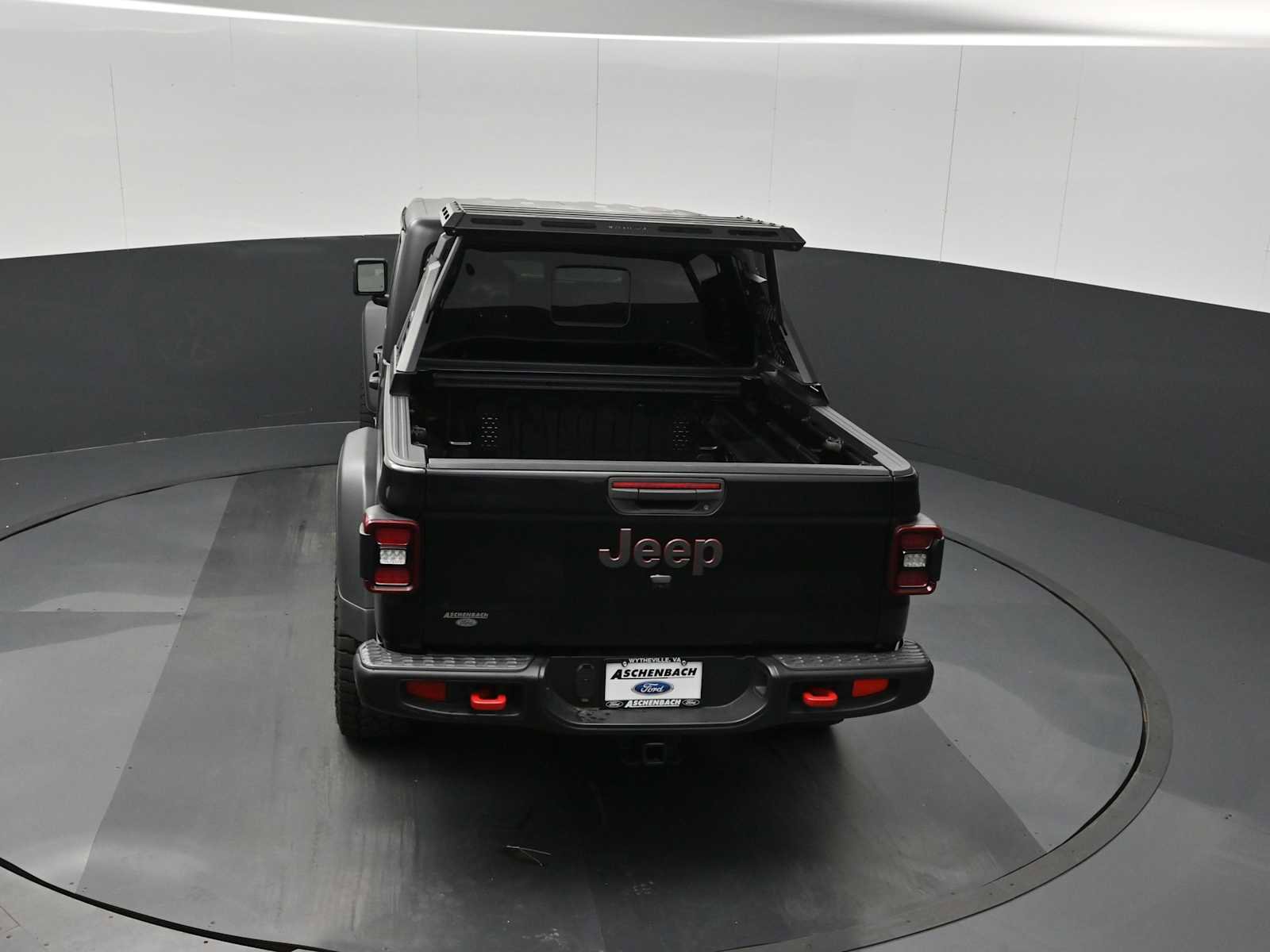 Used 2024 Jeep Gladiator Rubicon w/ Convenience Group image 21