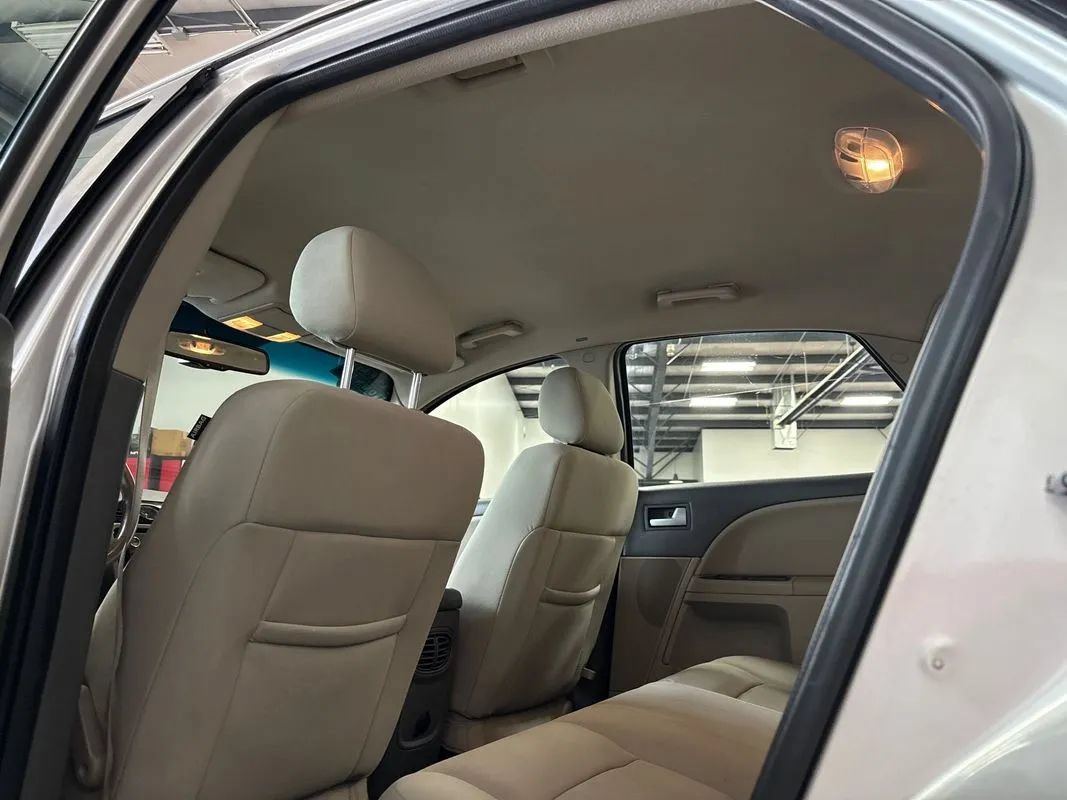 Used 2008 Mercury Sable AWD Sedan image 65