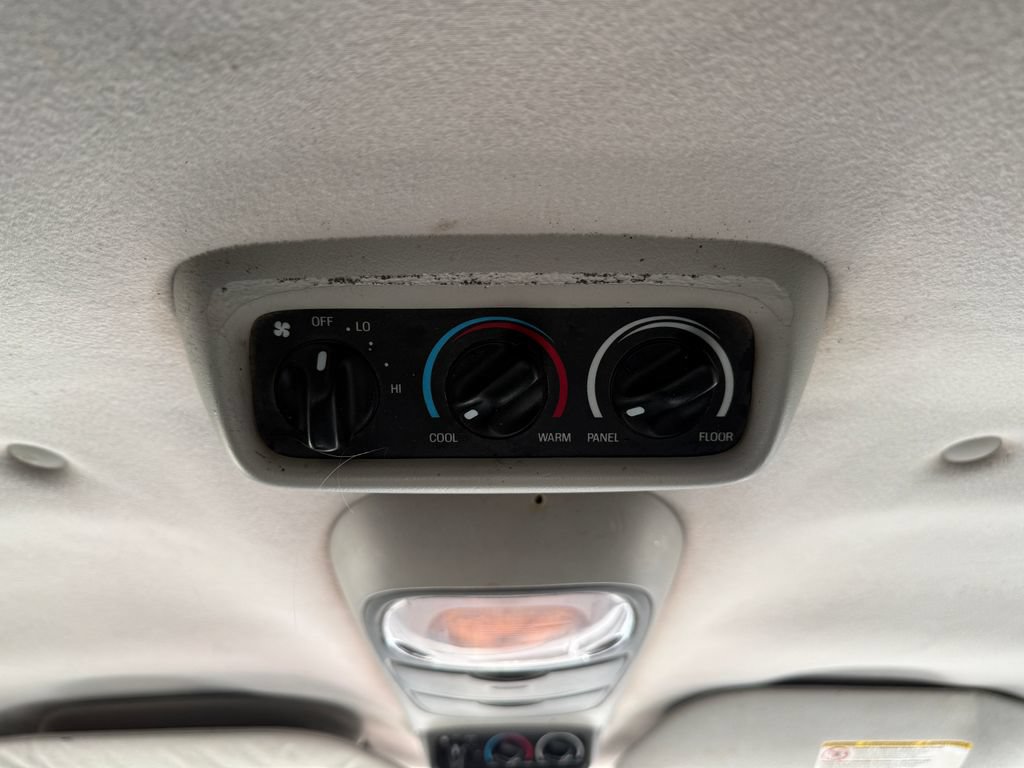 Used 2004 Ford Excursion 4WD image 27