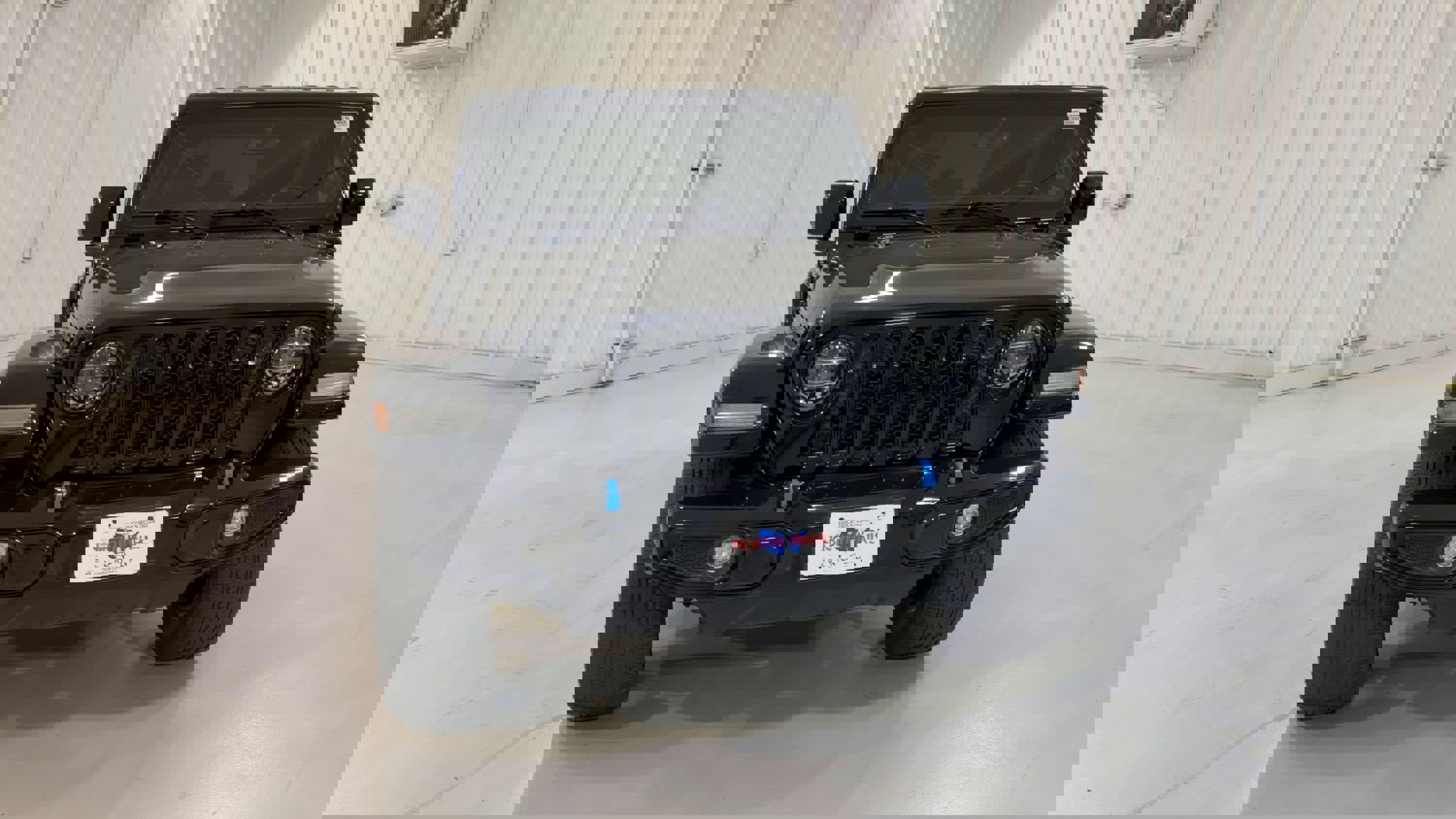 Used 2021 Jeep Wrangler Unlimited Sahara image 4