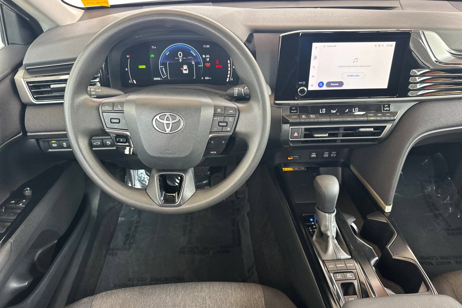 Certified 2025 Toyota Camry LE AWD/4WD image 18