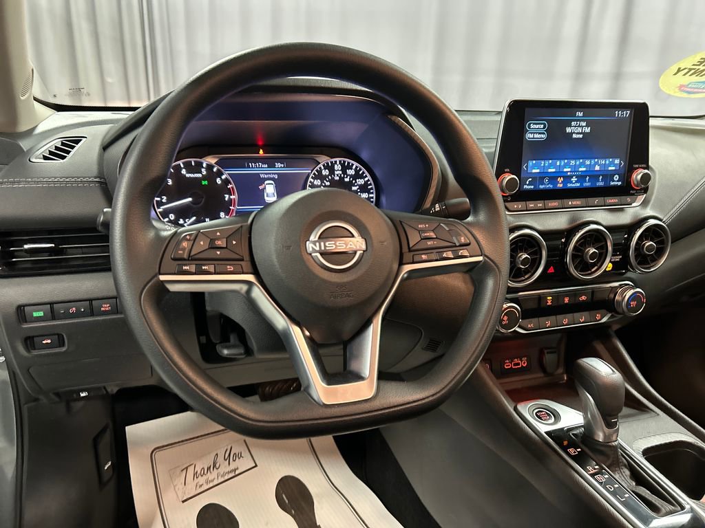 Used 2025 Nissan Sentra SV image 13