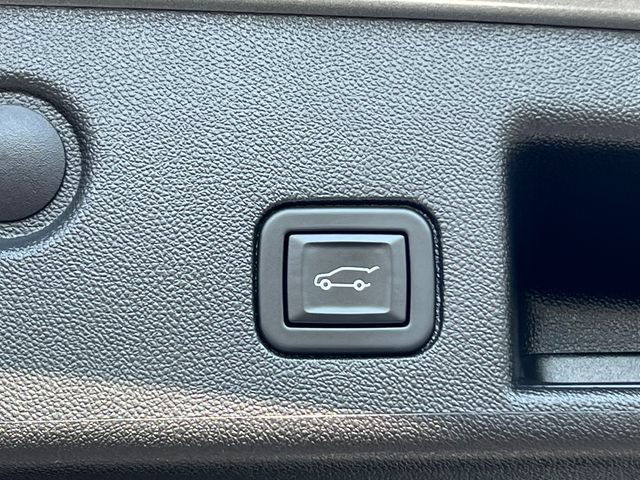 Used 2024 Chevrolet Equinox LT AWD/4WD image 38