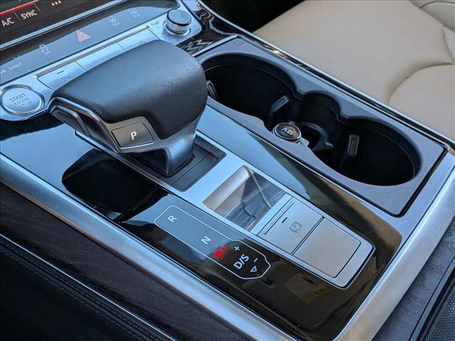 Used 2019 Audi Q8 Prestige image 12