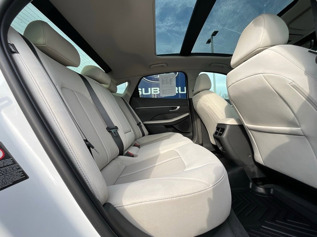 Used 2021 Hyundai Sonata SEL w/ Convenience Package image 14