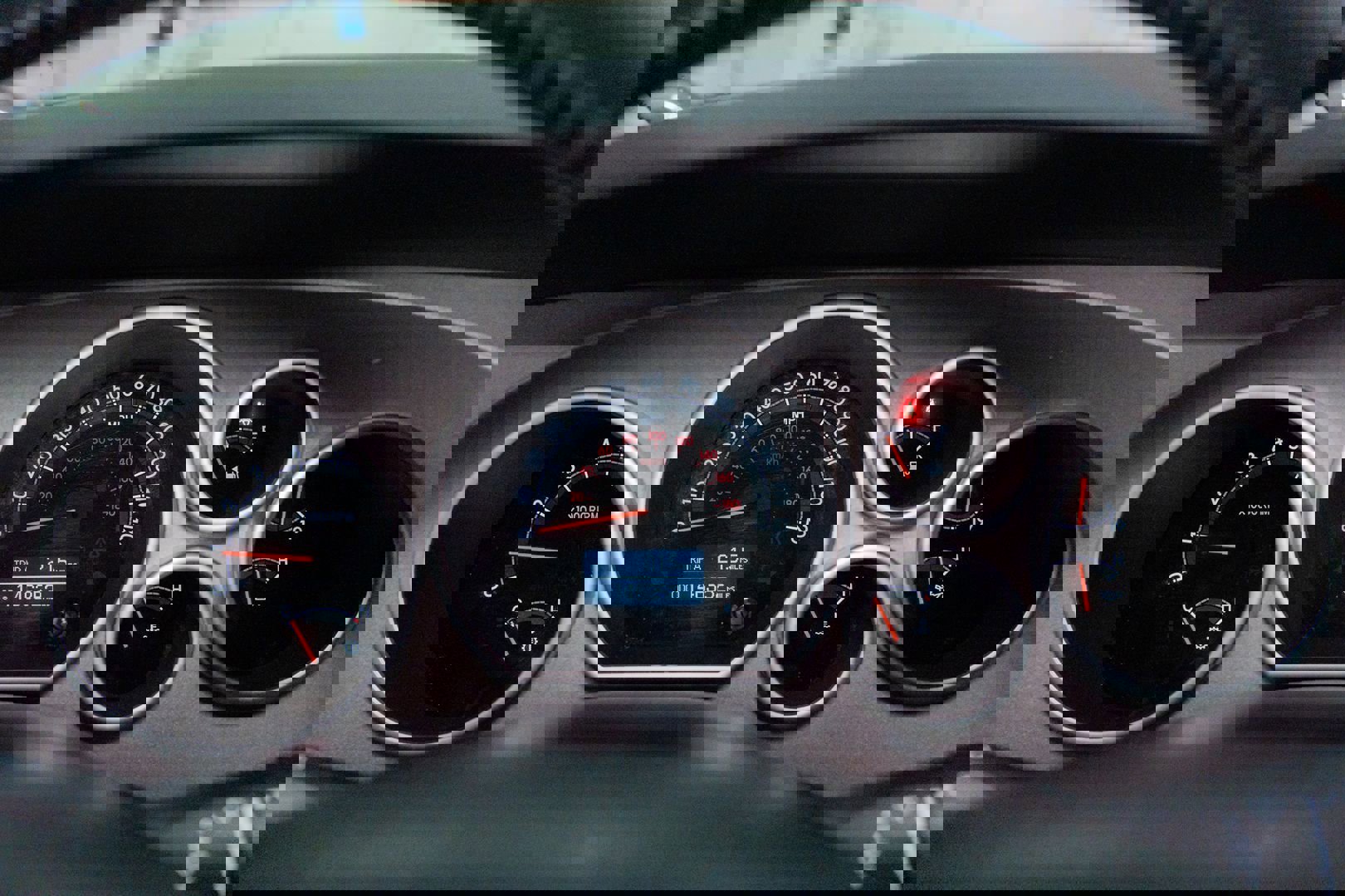 Used 2010 Toyota Sequoia Limited image 50