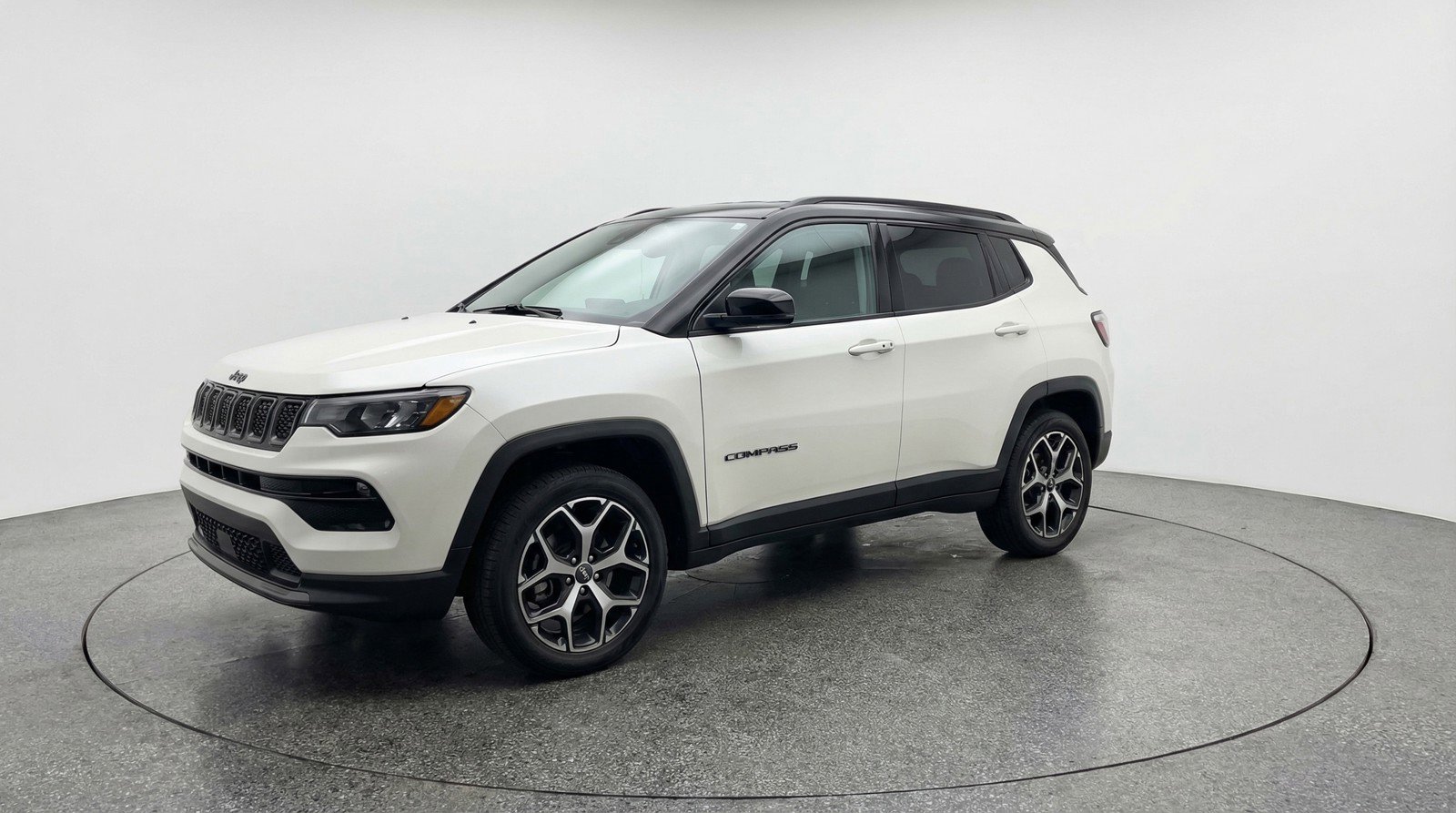 Used 2025 Jeep Compass Limited image 3