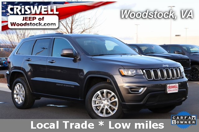 Used 2021 Jeep Grand Cherokee Laredo image 1