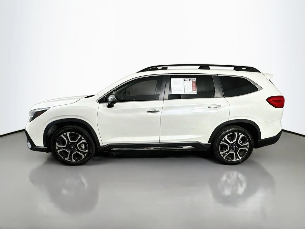 Used 2023 Subaru Ascent Touring AWD/4WD image 5