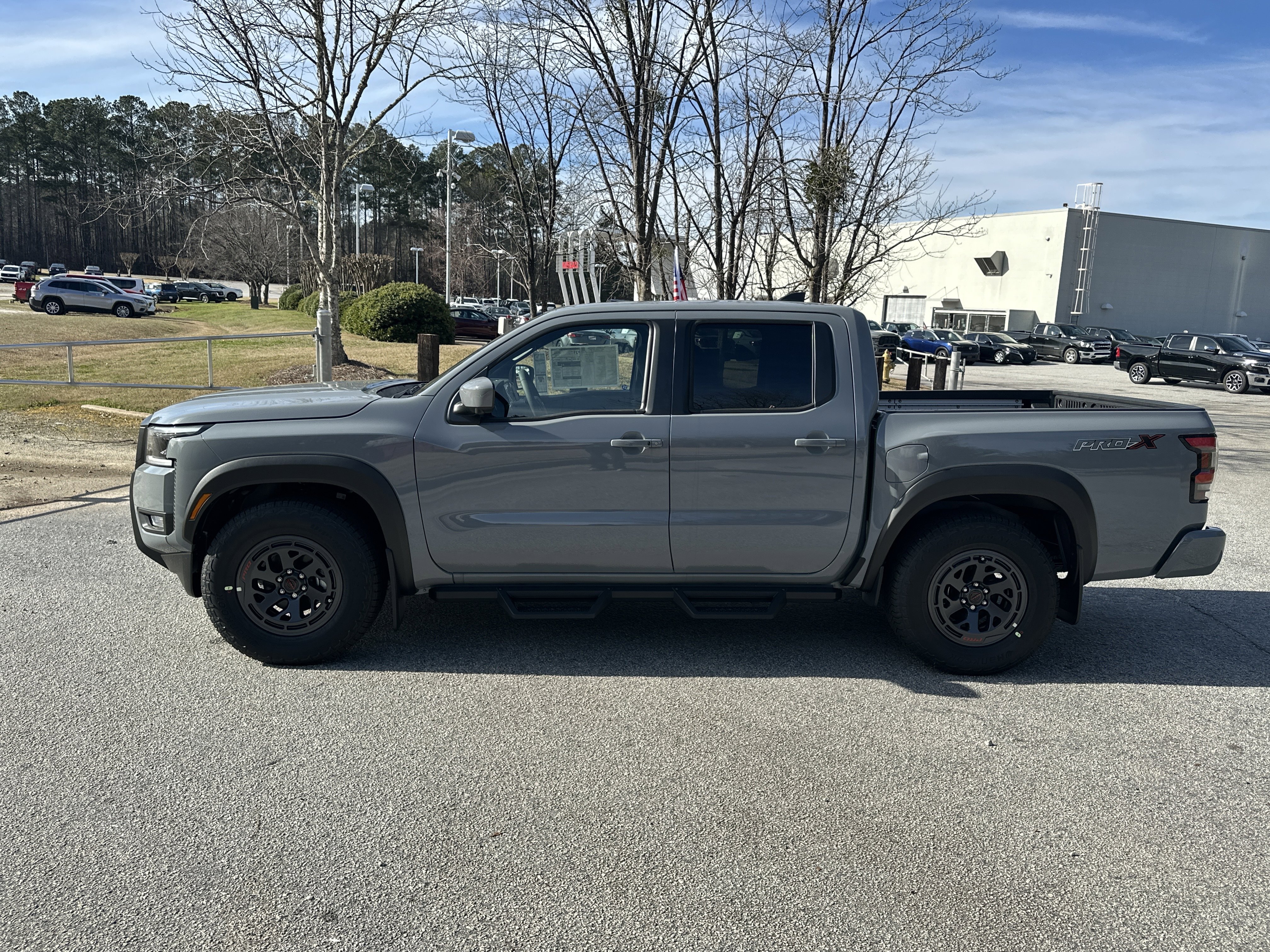 New 2026 Nissan Frontier Pro-X w/ Pro-X Convenience Package image 8