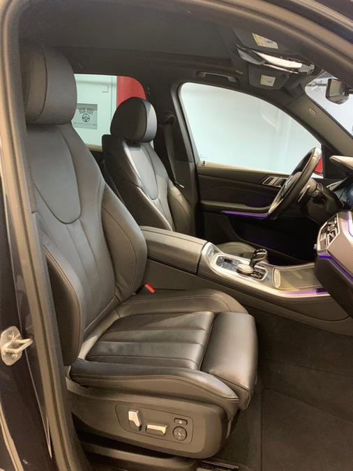 Used 2022 BMW X5 xDrive40i w/ M Sport Package image 74