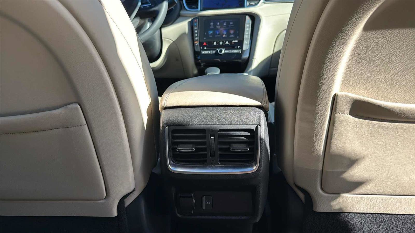 Used 2019 INFINITI QX50 Luxe w/ Navigation Package image 27