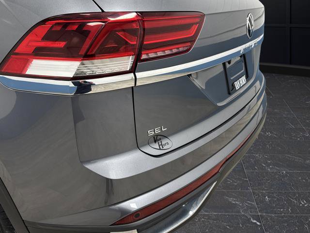 Used 2020 Volkswagen Atlas Cross Sport SEL image 33