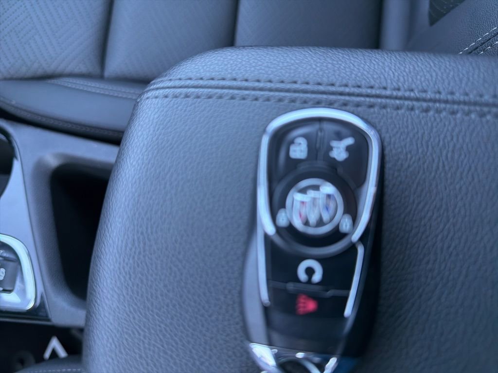 Used 2023 Buick Encore GX Essence w/ Experience Buick Package image 26