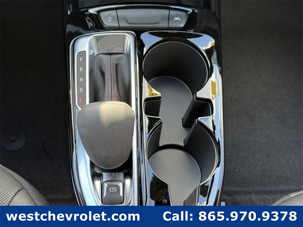 New 2026 Chevrolet Trax RS w/ Sunroof Package image 18