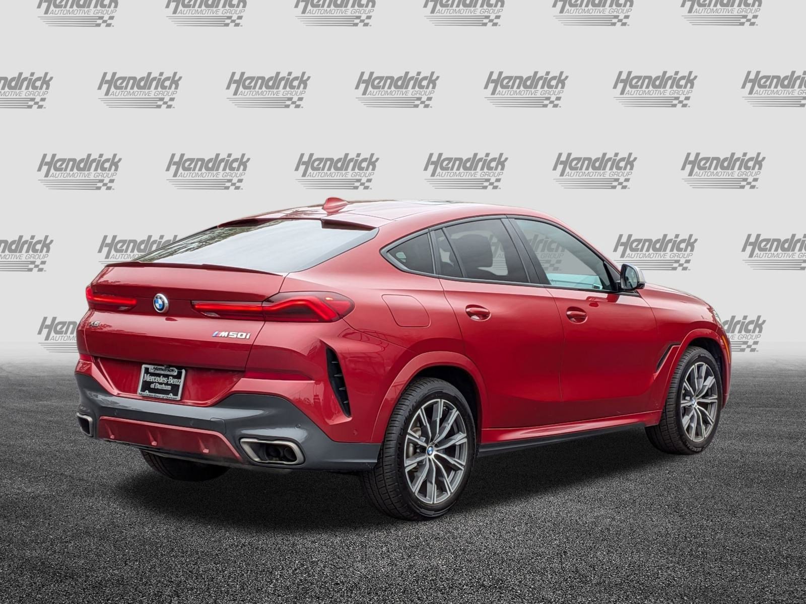 Used 2022 BMW X6 M50i w/ Executive Package image 9