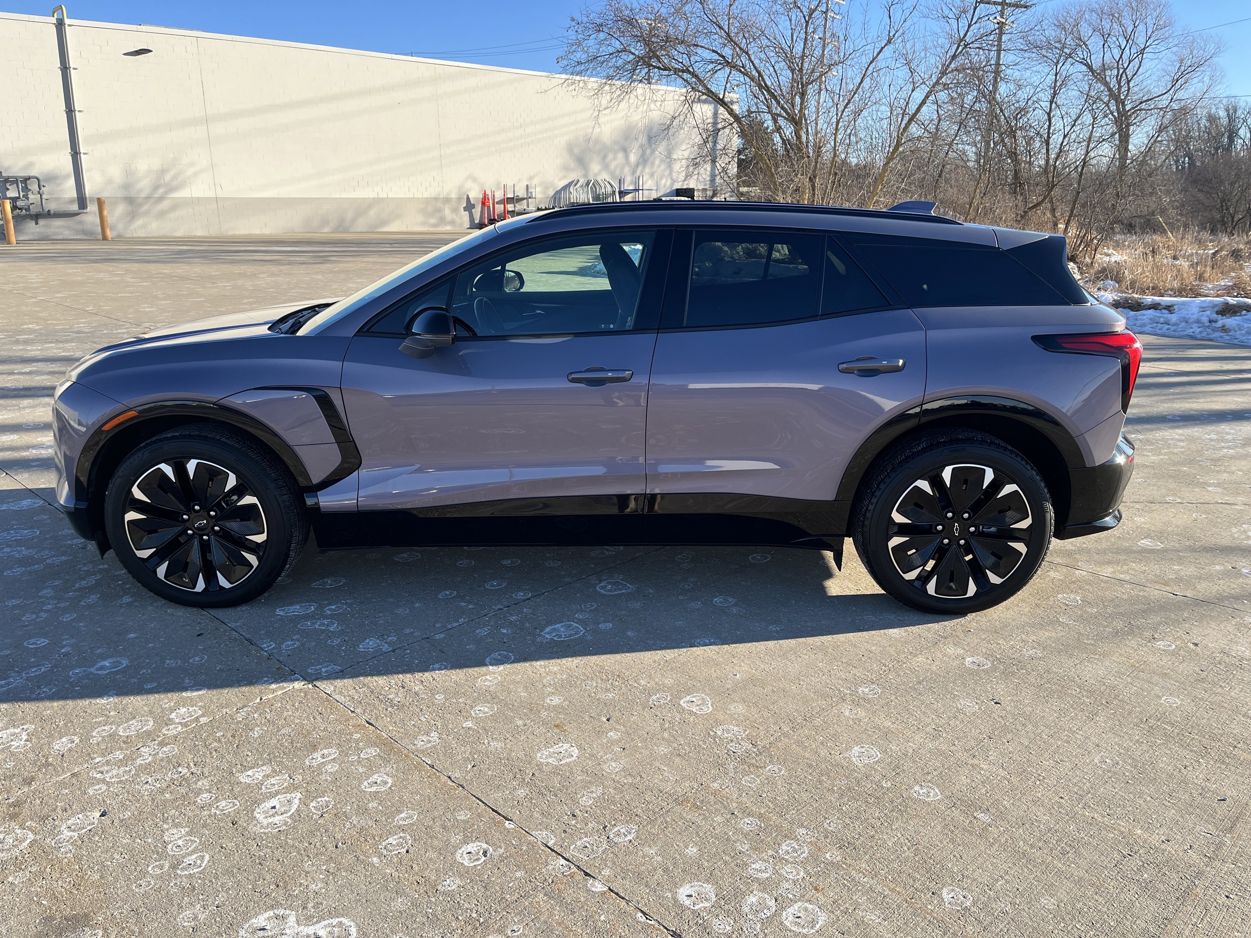 Used 2025 Chevrolet Blazer EV RS image 3