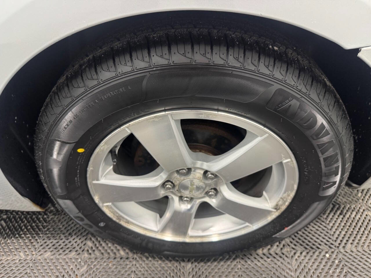 Used 2013 Chevrolet Cruze LT image 37