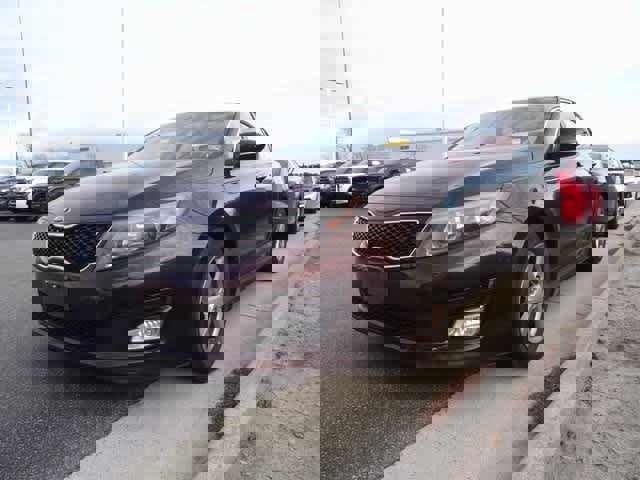 Used 2015 Kia Optima LX image 1