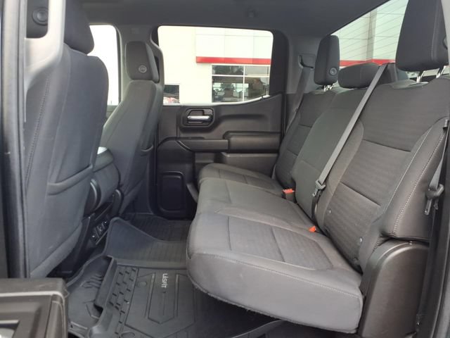 Used 2022 Chevrolet Silverado 1500 LT AWD/4WD image 9