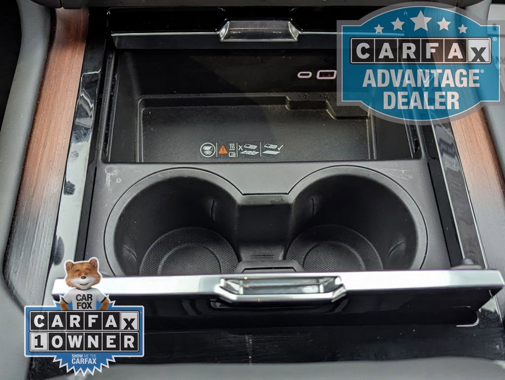 Used 2025 GMC Yukon Denali RWD image 10