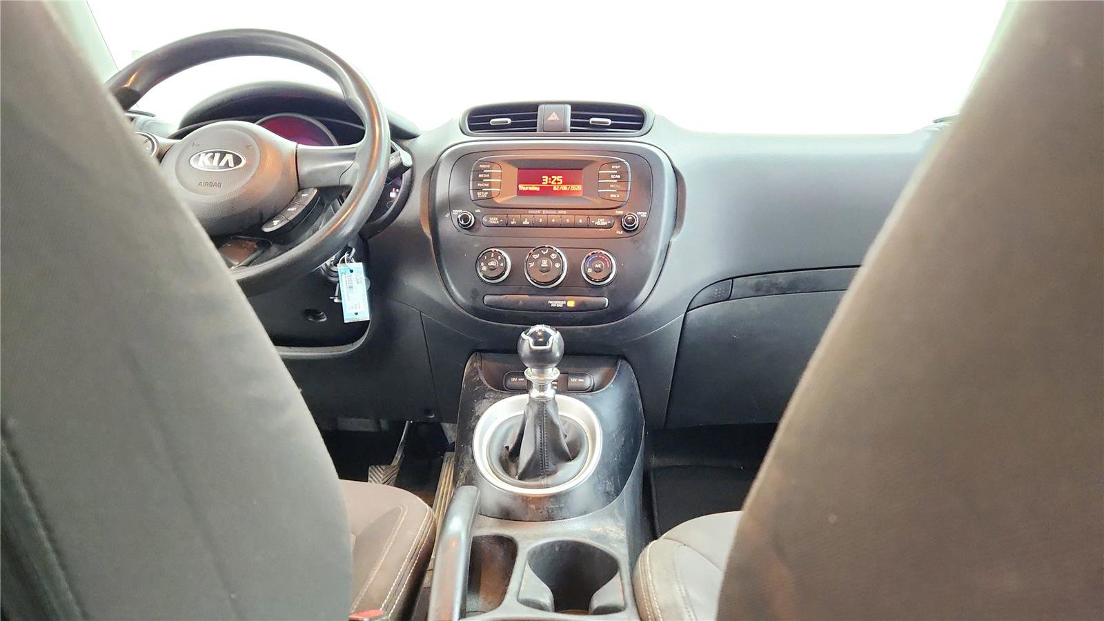 Used 2015 Kia Soul image 27