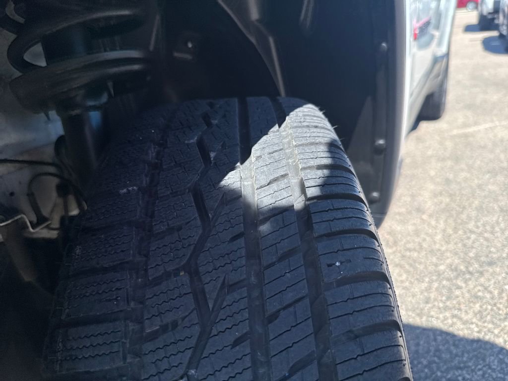 Used 2019 Jeep Compass Trailhawk AWD/4WD image 40