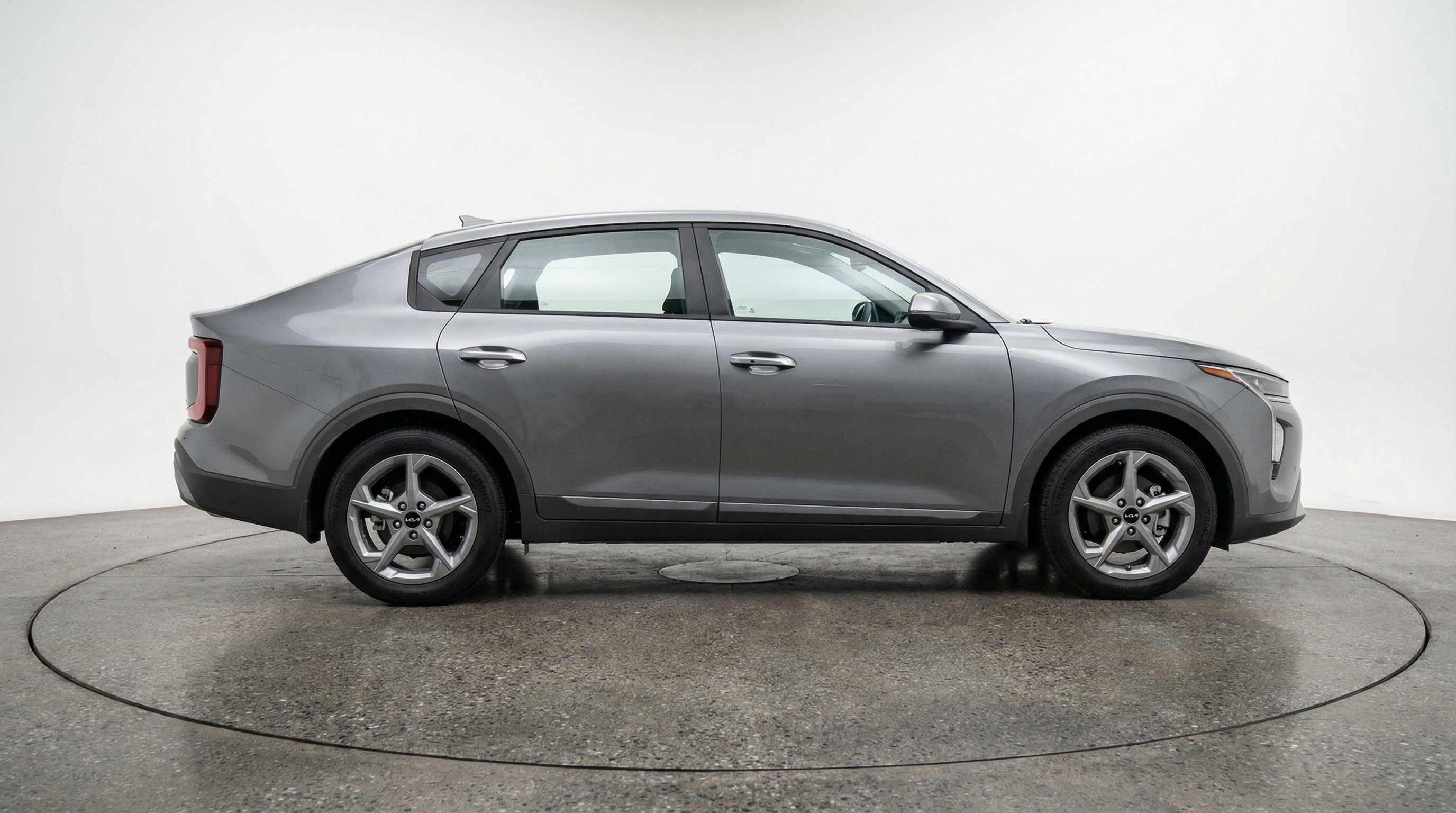 Used 2025 Kia K4 LXS image 11