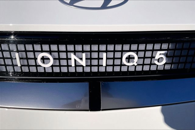 New 2026 Hyundai Ioniq 5 Limited image 18