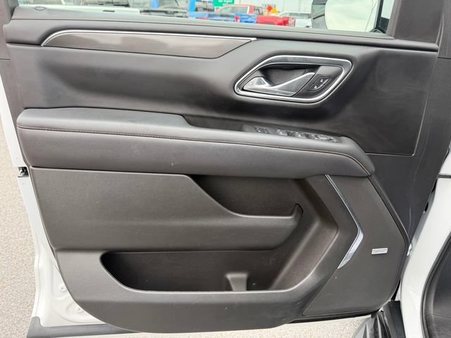 Used 2023 GMC Yukon AT4 AWD/4WD image 13
