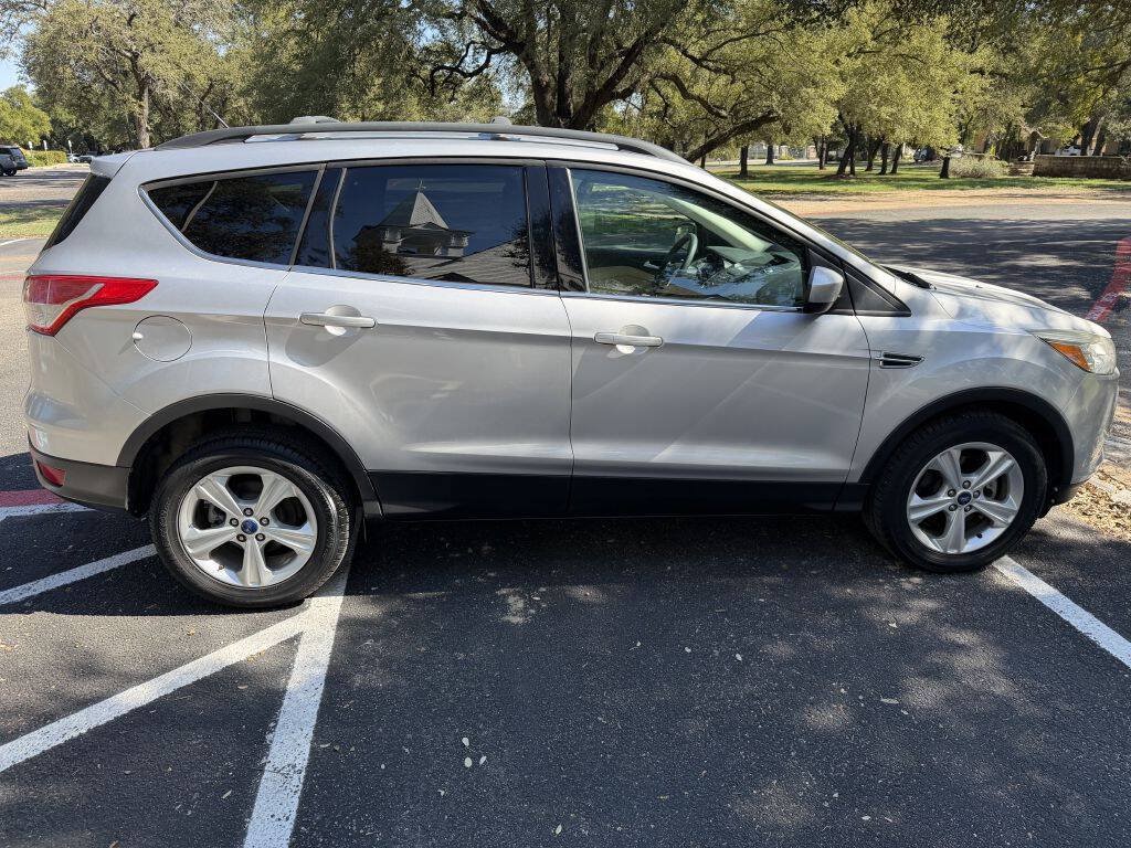 Used 2013 Ford Escape SE FWD image 6