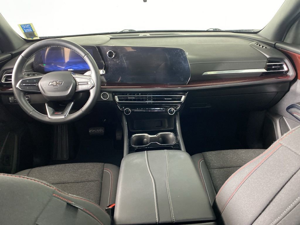 Used 2024 Chevrolet Traverse Z71 AWD/4WD image 13