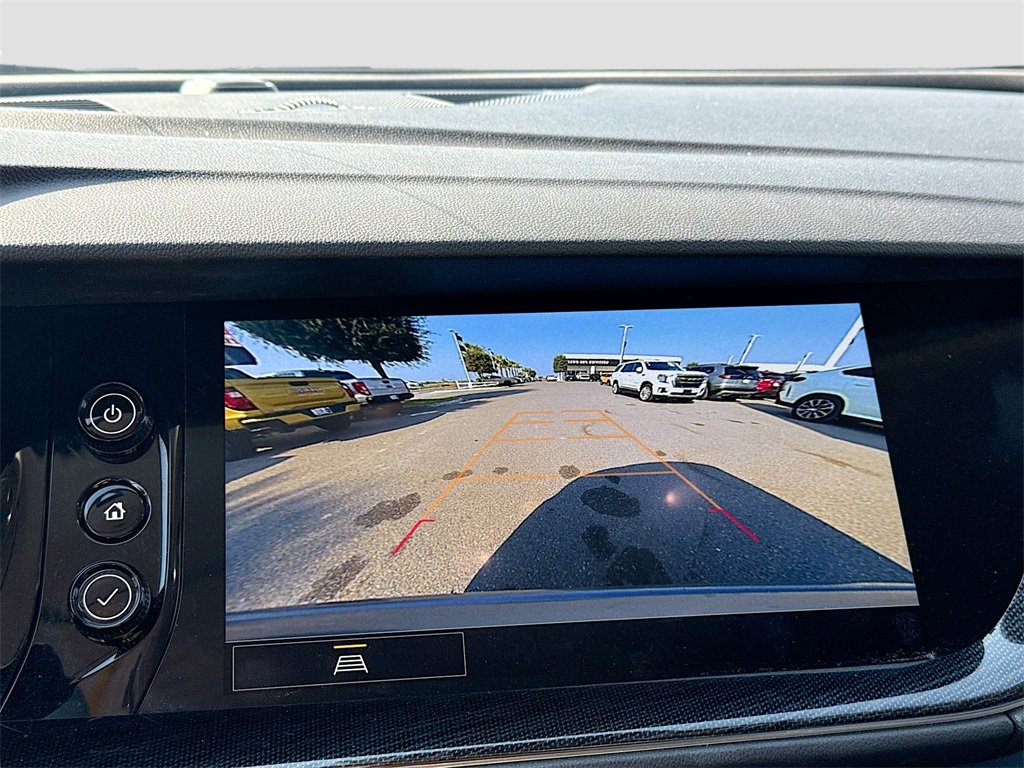 Used 2023 Buick Envision Essence image 15