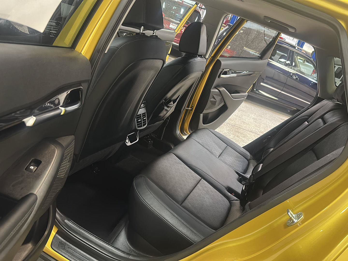 Used 2021 Kia Seltos SX w/ SX Sunroof Package AWD/4WD image 27