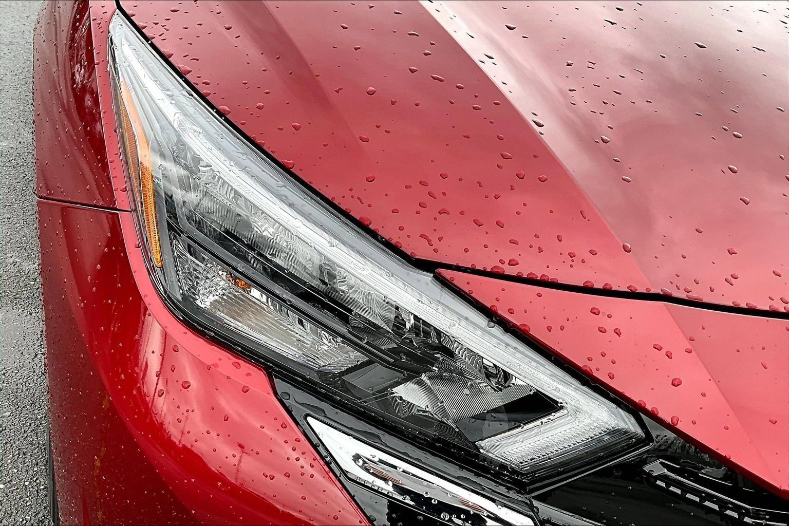 Used 2025 Nissan Versa SV w/ Trunk Package image 18