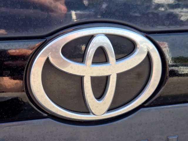 Used 2024 Toyota Grand Highlander AWD image 18