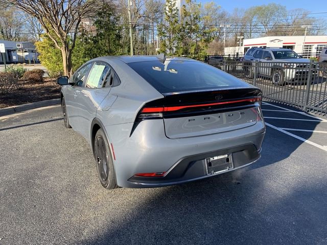 Used 2023 Toyota Prius LE image 6