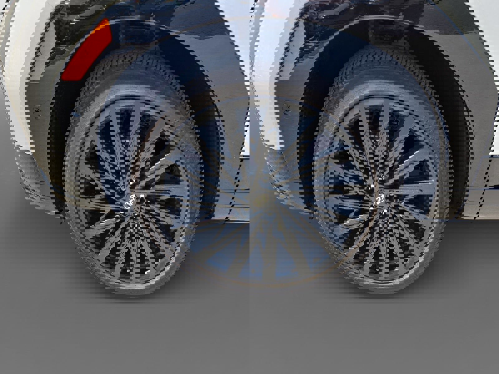 Certified 2025 Hyundai Santa Fe Calligraphy image 9