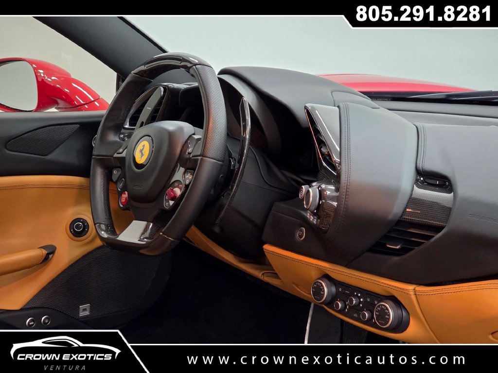 Used 2017 Ferrari 488 GTB RWD image 19