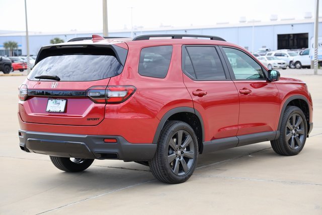 New 2026 Honda Pilot Sport image 8