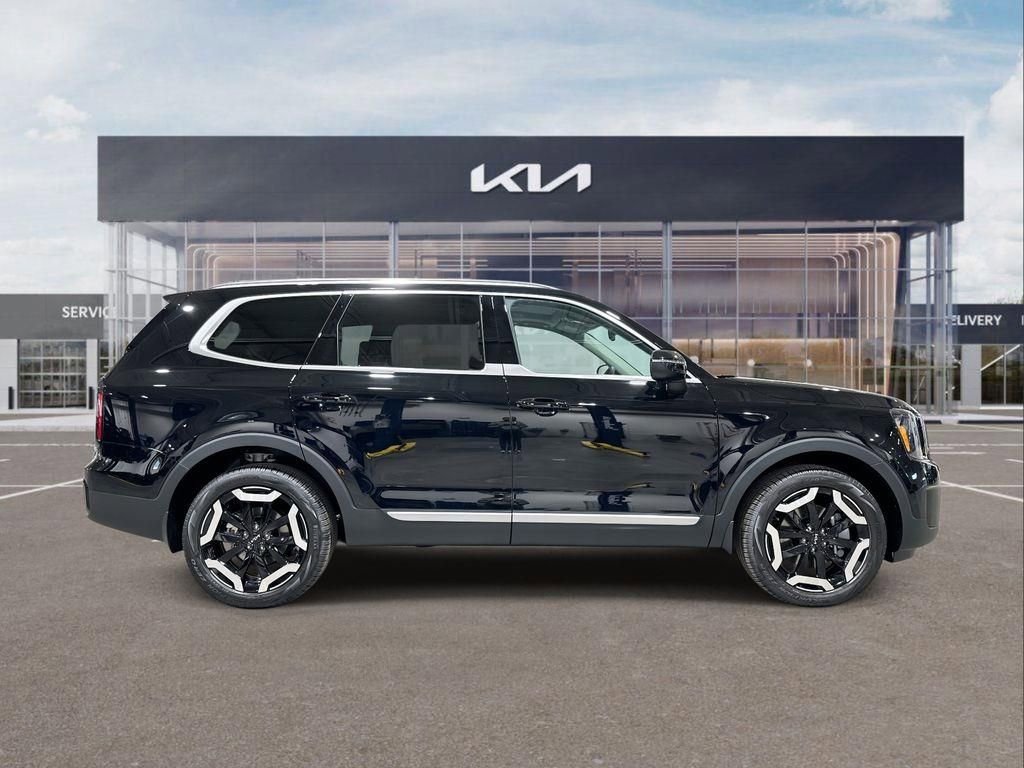 New 2025 Kia Telluride EX w/ EX Captain's Chair Package image 8